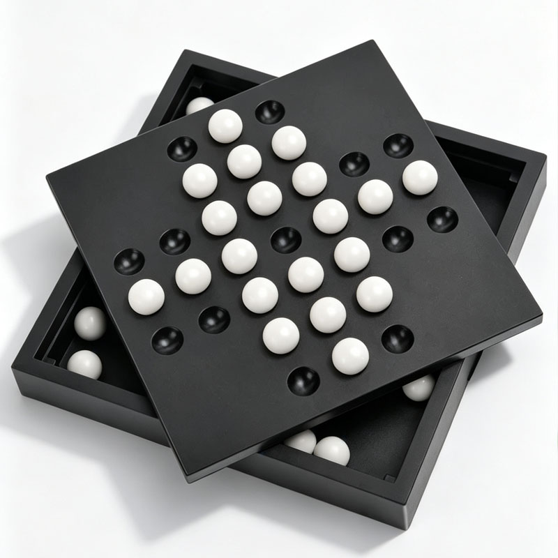 Board Game Enthusiast - Europe Classic Single Chess Peg Solitaire