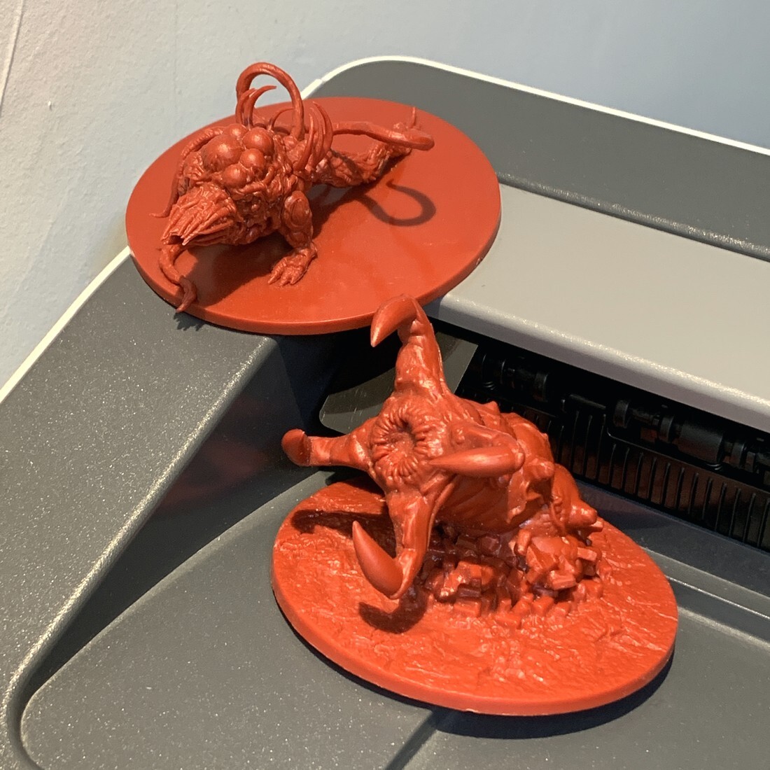 Board Game Monster - Zombies Hunter Monster Miniatures For Evil