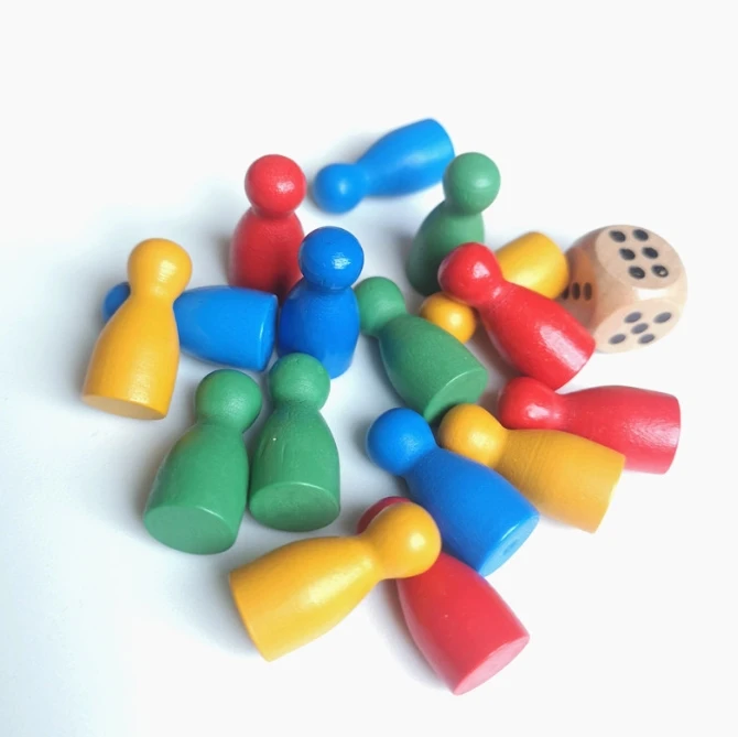 100 Pcs Colorful Wooden Chess  - огляд і ціна Board Game Harvest