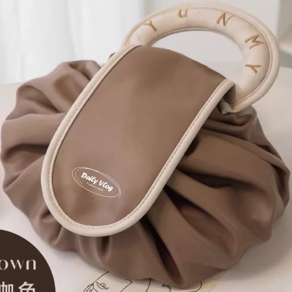 Lazy Cosmetic Bag Women's 2024 - огляд і ціна Tile Bag Drawstring